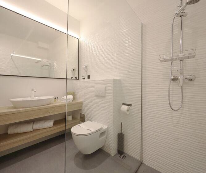 هتل Teatro Verdi Boutique