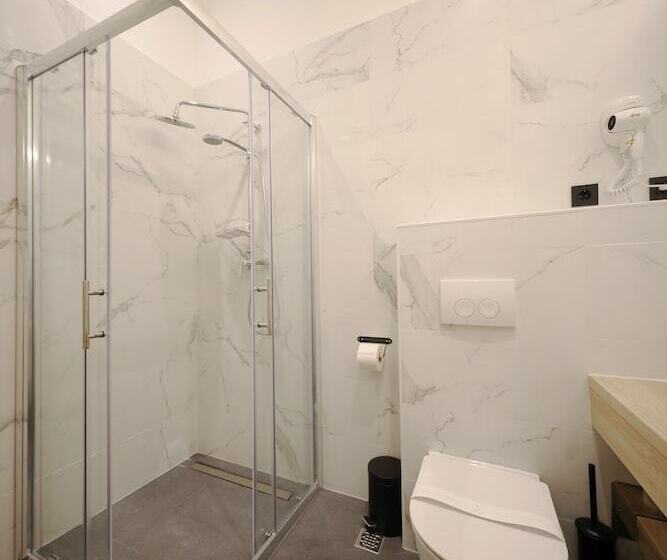 هتل Teatro Verdi Boutique