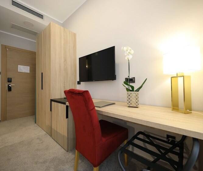 هتل Teatro Verdi Boutique