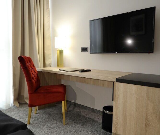 هتل Teatro Verdi Boutique