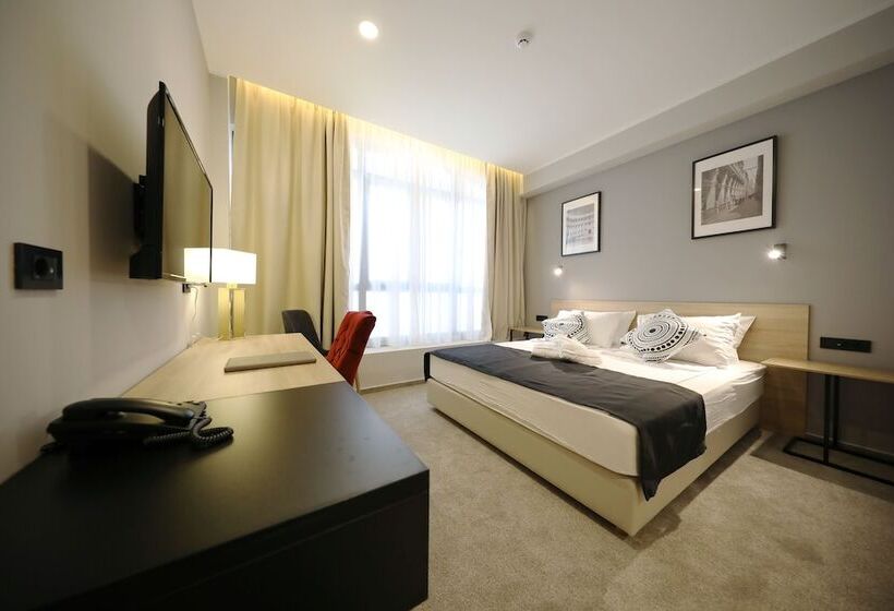 هتل Teatro Verdi Boutique