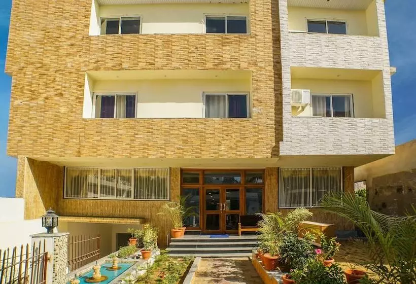 ホテル Treebo R S Palace Pushkar