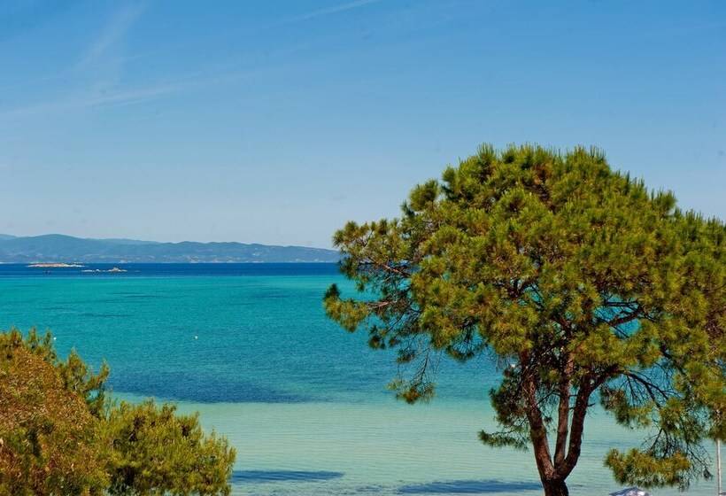 Kamares House Apartments & Studios