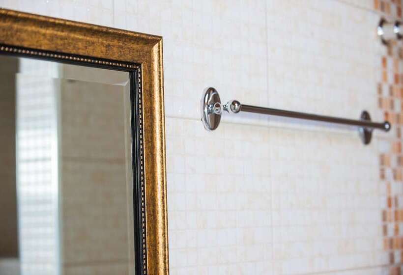 Kamares House Apartments & Studios