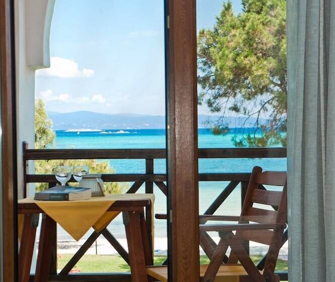 Kamares House Apartments & Studios