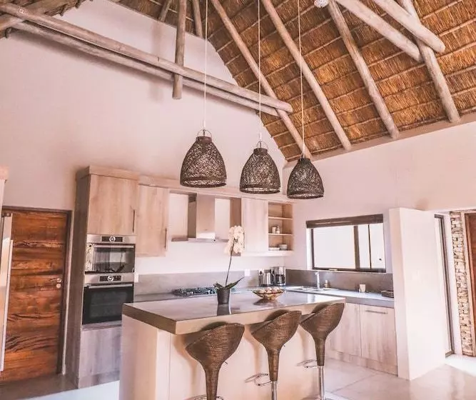 Lowveld Escape