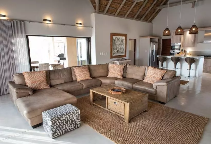 Lowveld Escape