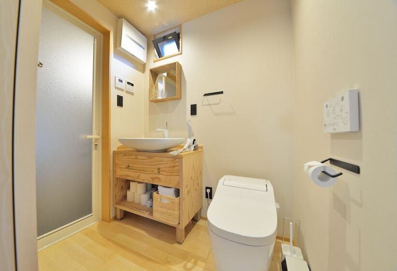 פנסיון Takeya Nishijin