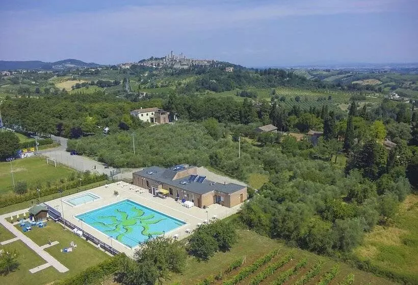 Hotelli Camping Il Boschetto Di Piemma