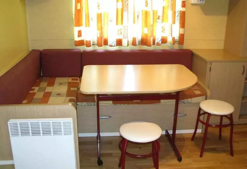 Hotelli Camping Il Boschetto Di Piemma