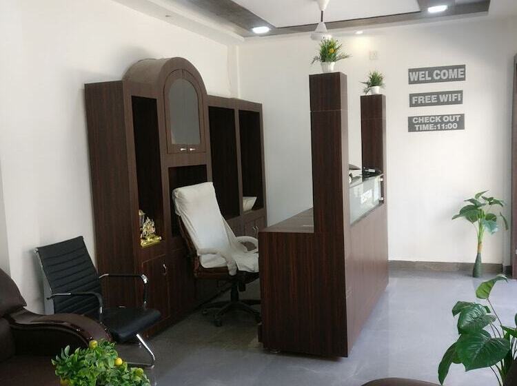 ホテル Gurukripa Inn