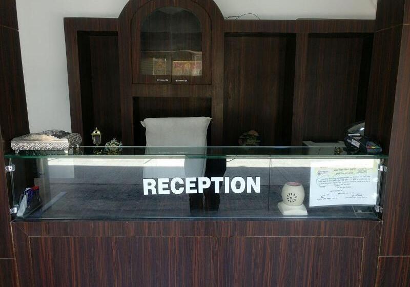 ホテル Gurukripa Inn