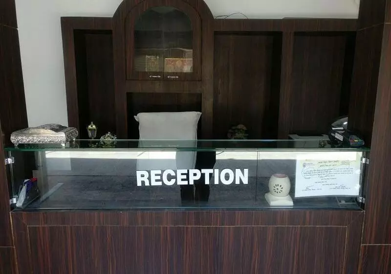 ホテル Gurukripa Inn