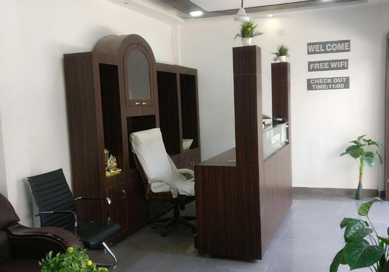 ホテル Gurukripa Inn