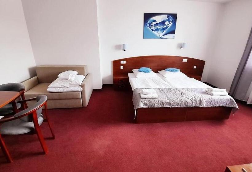 Отель Malachit Karpacz Spa