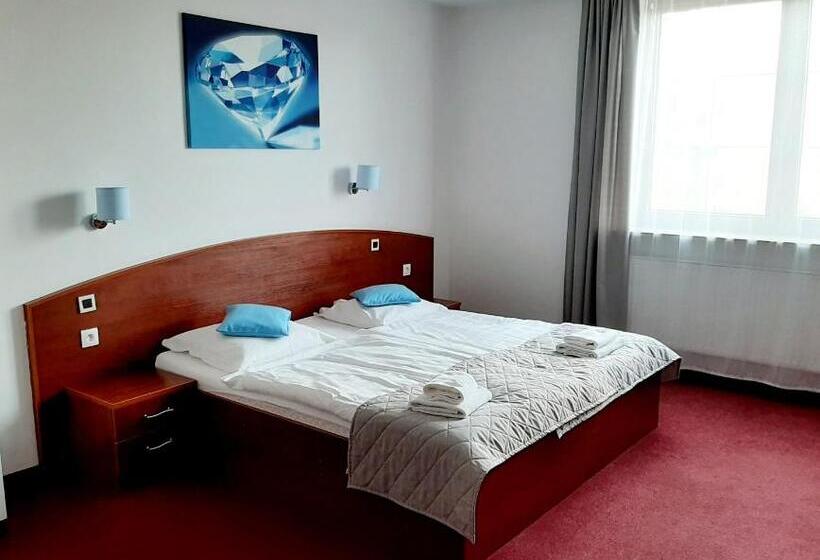 Отель Malachit Karpacz Spa