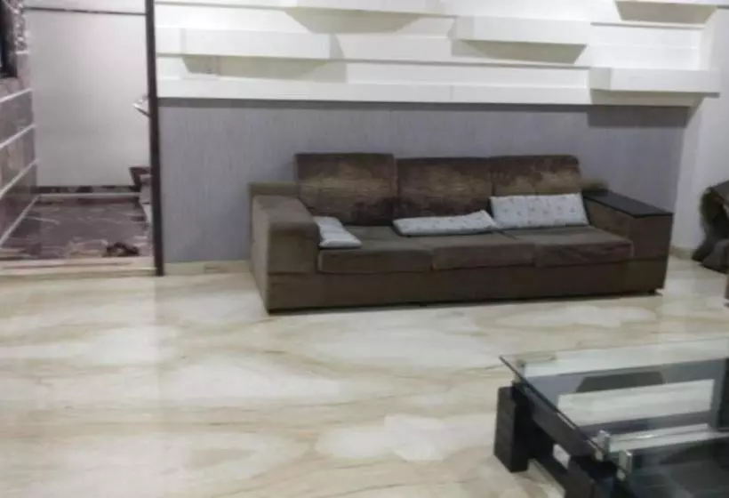 Lrh Balaji Apartment