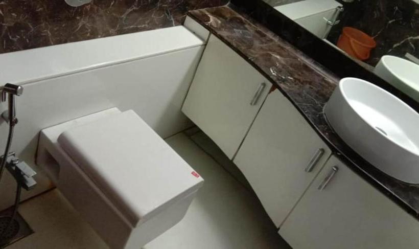 Lrh Balaji Apartment