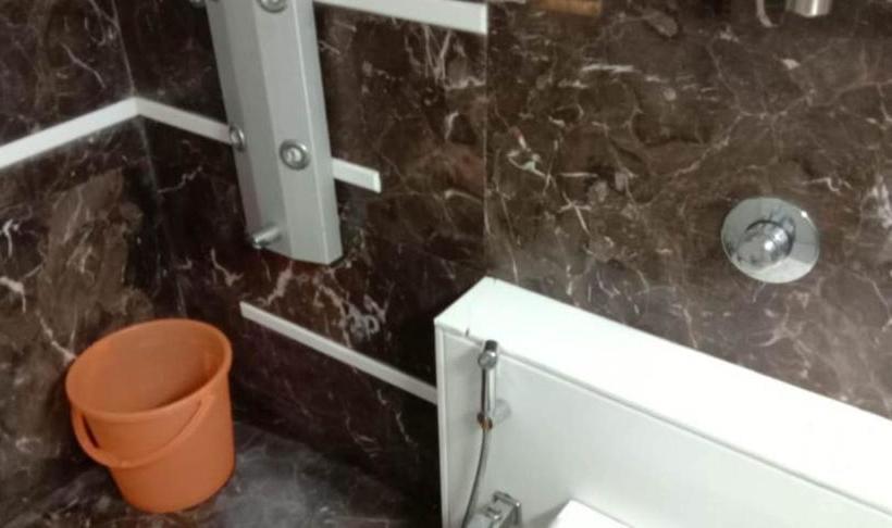 Lrh Balaji Apartment