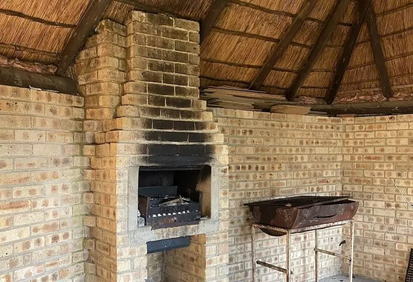 ペンション Airport Royal Guest House