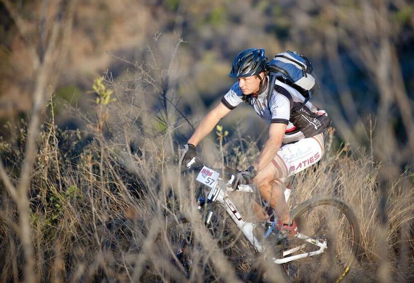 Пансион Fugitives Drift Lodge