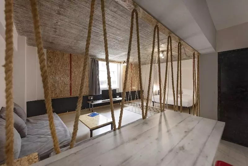 Majatalo Piraeus Premium Suites