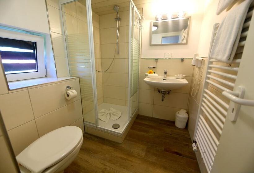 بنسيون Haus Schönblick