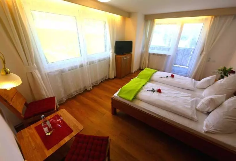 Majatalo Haus Schönblick