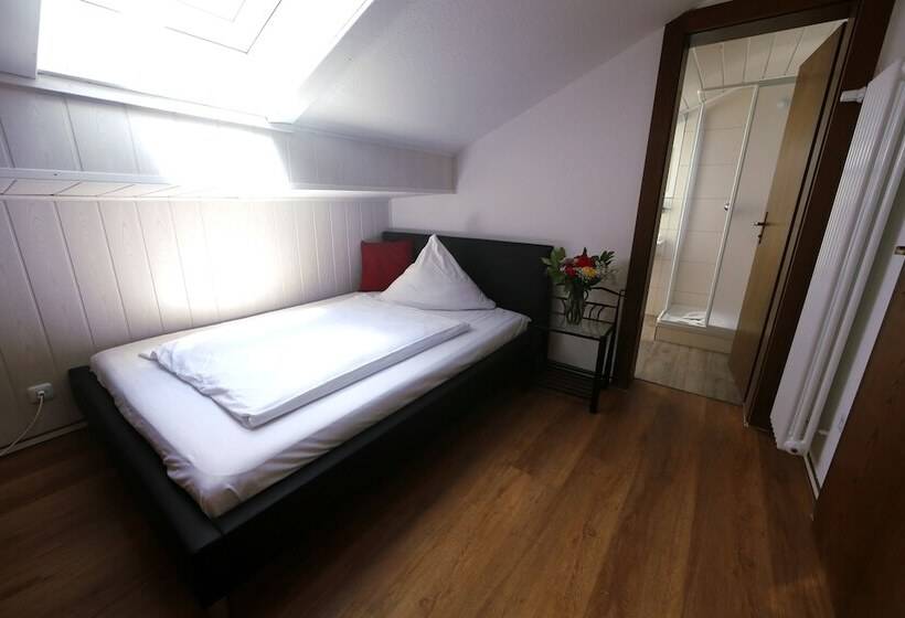 بنسيون Haus Schönblick