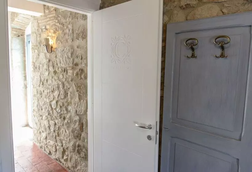 Aamiaismajoitus (B&B) Casale 1541