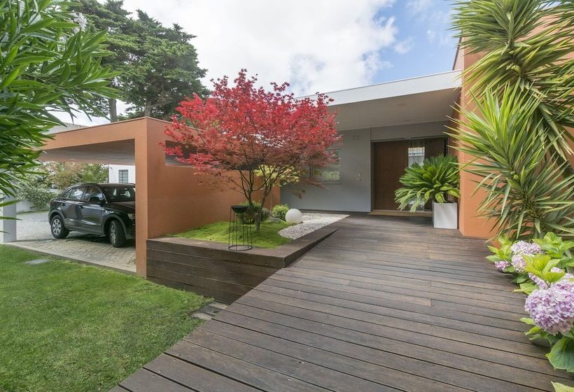 تختخواب و صبحانه Cascais Casa Laranja