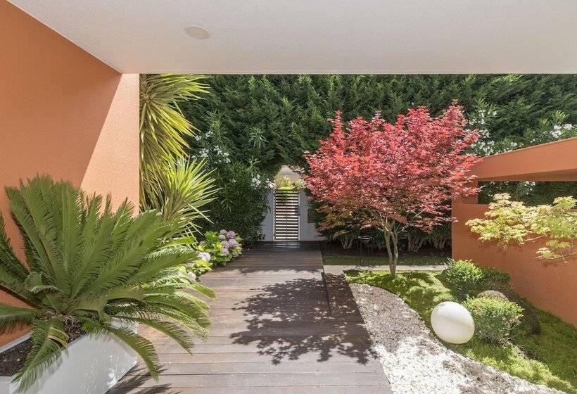 تختخواب و صبحانه Cascais Casa Laranja