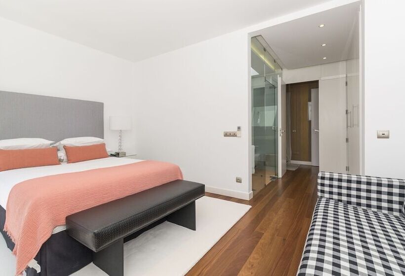 تختخواب و صبحانه Cascais Casa Laranja