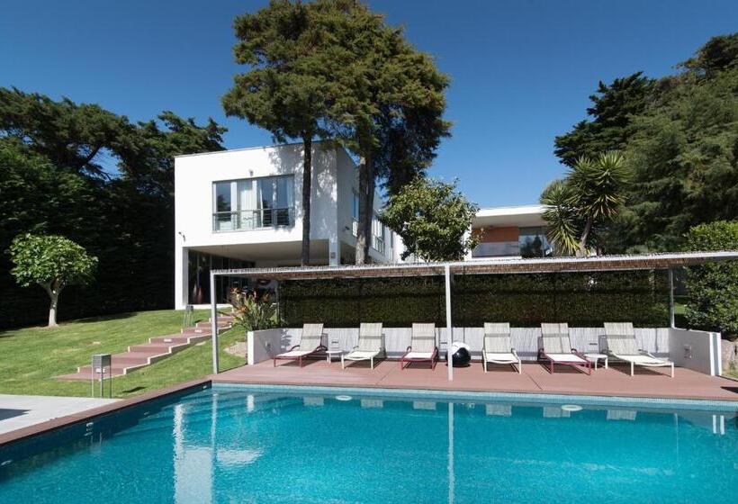 تختخواب و صبحانه Cascais Casa Laranja