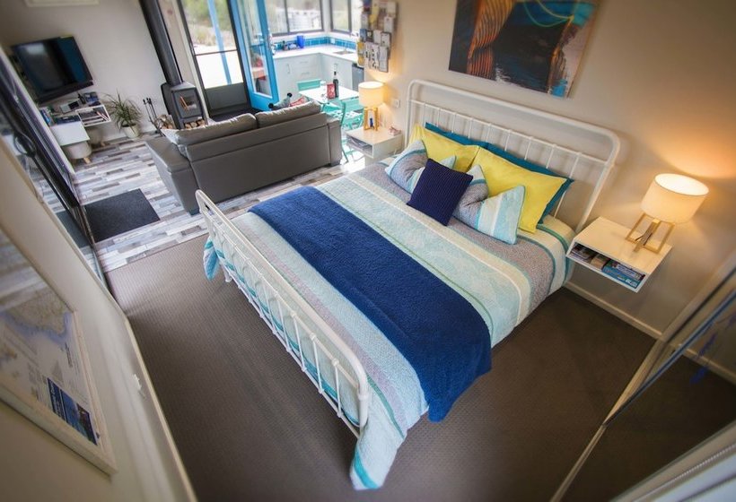 Coorong Cabins  Wren Cabin