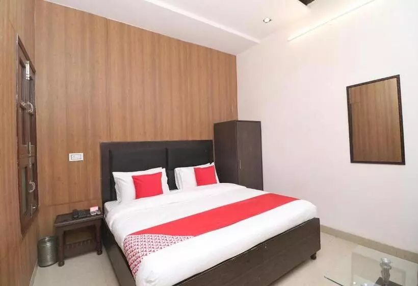 هتل Kailash Regency By Oyo Rooms