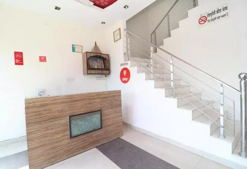 هتل Kailash Regency By Oyo Rooms