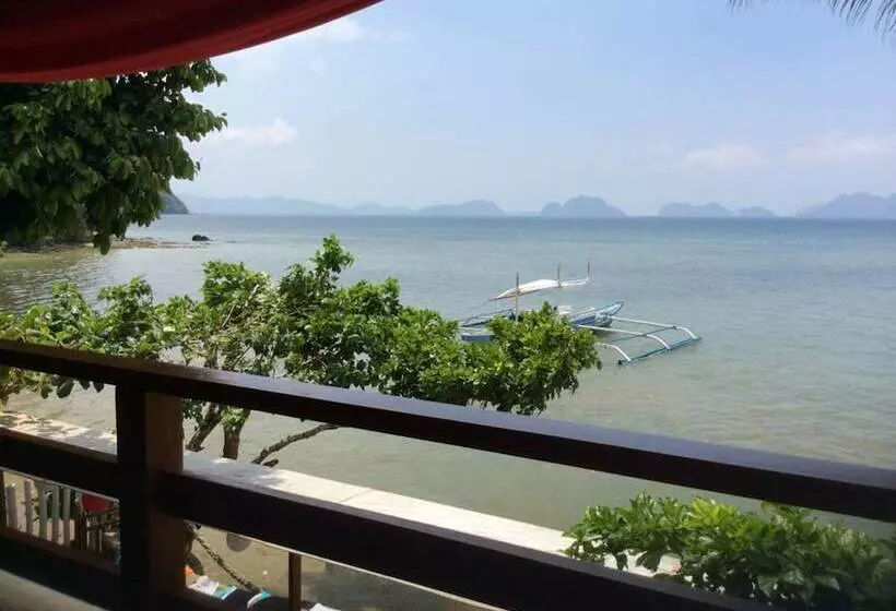 ホテル La Casa Teresa Tourist Inn Inc