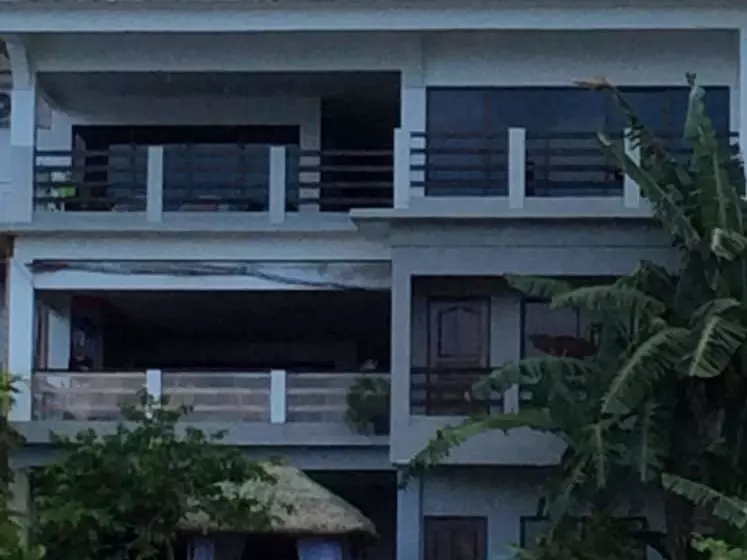 ホテル La Casa Teresa Tourist Inn Inc