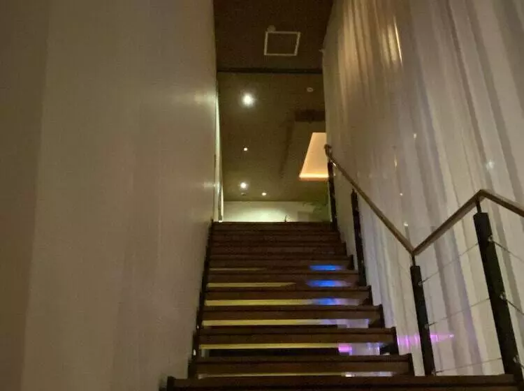 ホテル Oasis  Adults Only