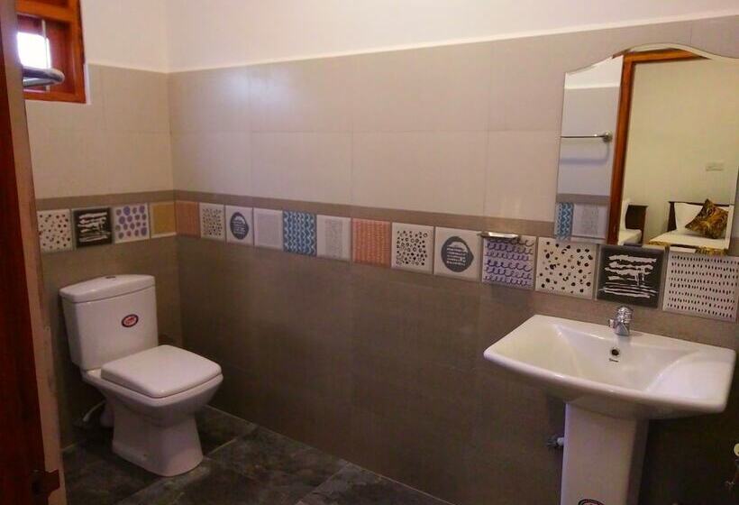 酒店 Ocean Bay Surf Resort Weligama