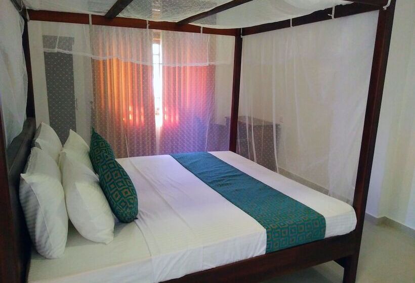 酒店 Ocean Bay Surf Resort Weligama