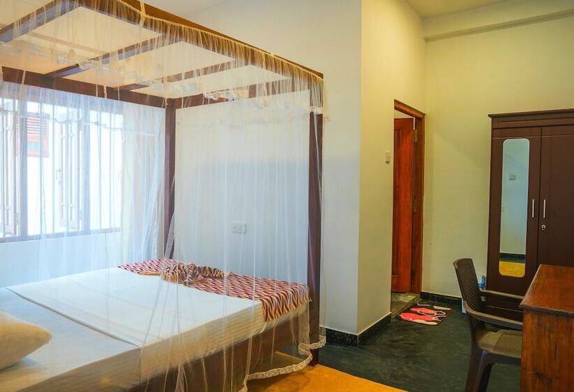 酒店 Ocean Bay Surf Resort Weligama