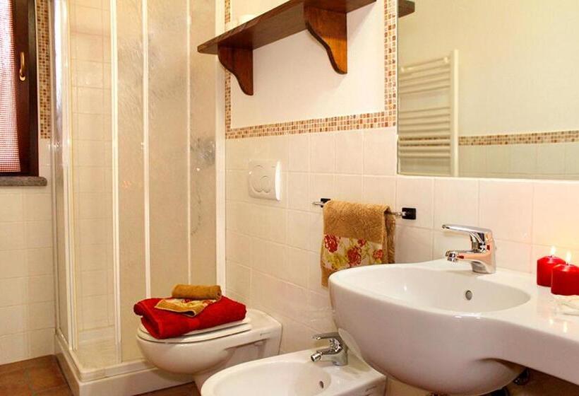 فندق ريفى Agriturismo Bocci