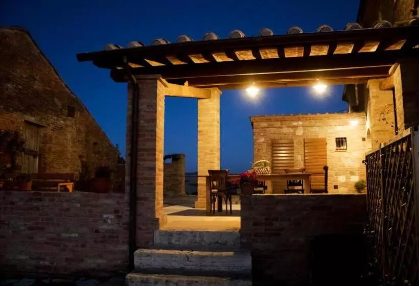 田舎風ホテル Agriturismo Mocine