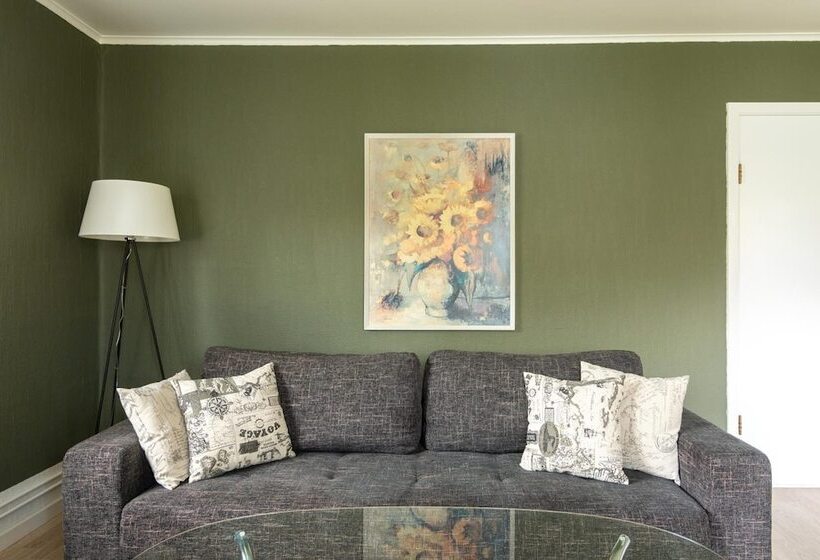 پانسیون Bjarmó Guesthouse