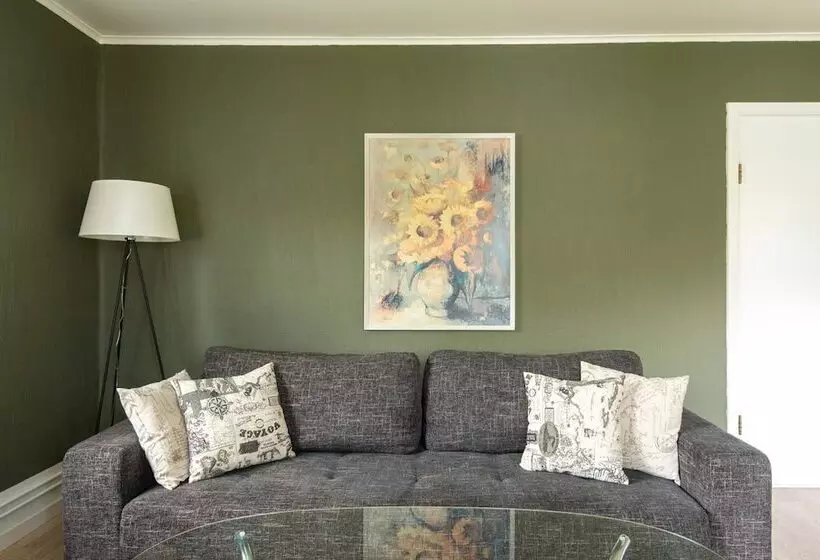 پانسیون Bjarmó Guesthouse