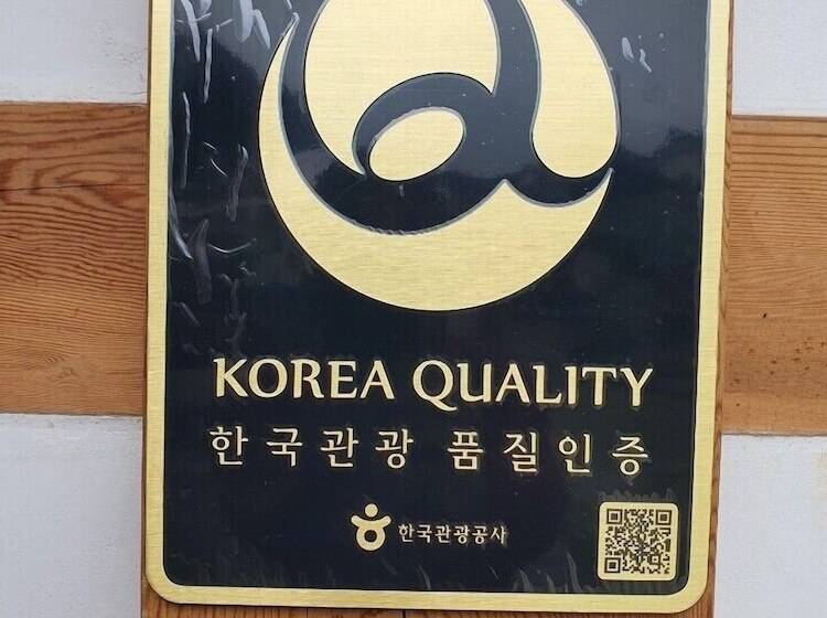 Pensiune Hanok Hyeyum