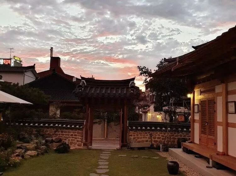 Majatalo Hanok Hyeyum