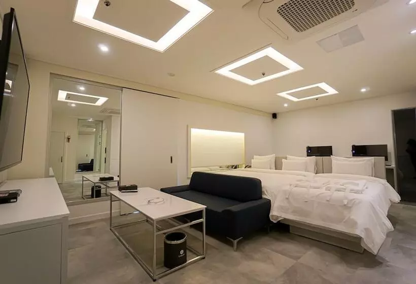 Hôtel Ekklim Classic